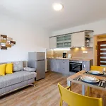 Idyllisches Nur 120 Meter Zum Sandstrand Mit Meerblick, Privatem Balkon, Wifi *