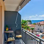Idyllisches Nur 120 Meter Zum Sandstrand Mit Meerblick, Privatem Balkon, Wifi Lejlighed Crikvenica