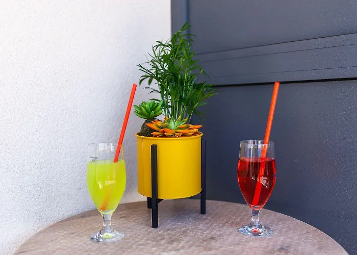 Apartman Idyllisches Nur 120 Meter Zum Sandstrand Mit Meerblick, Privatem Balkon, Wifi *