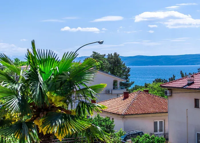 Idyllisches Nur 120 Meter Zum Sandstrand Mit Meerblick, Privatem Balkon, Wifi Apartman