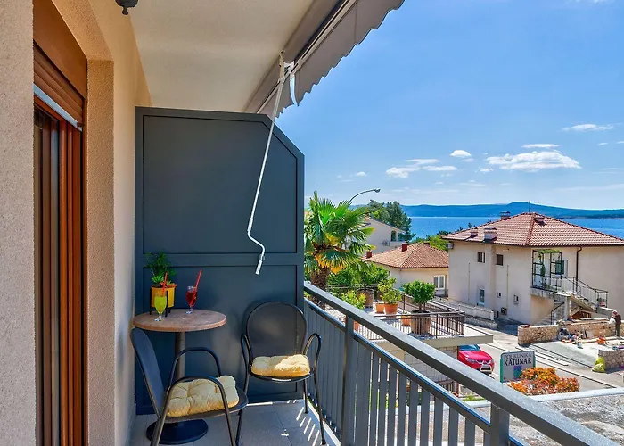 Idyllisches Nur 120 Meter Zum Sandstrand Mit Meerblick, Privatem Balkon, Wifi Apartman Crikvenica