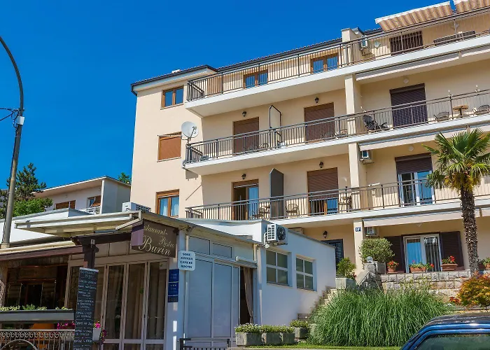 Apartment Idyllisches Nur 120 Meter Zum Sandstrand Mit Meerblick, Privatem Balkon, Wifi