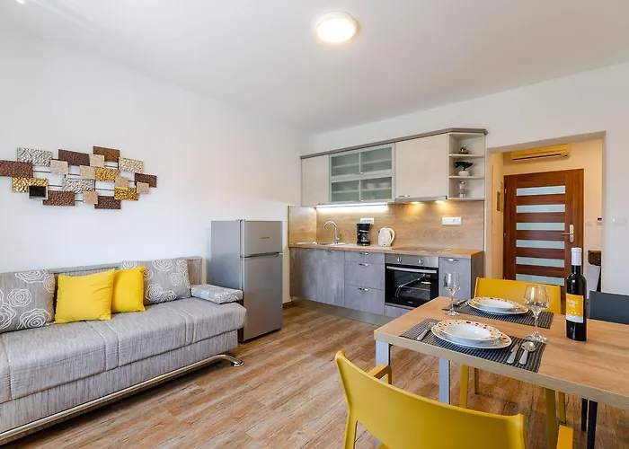 Idyllisches Nur 120 Meter Zum Sandstrand Mit Meerblick, Privatem Balkon, Wifi *